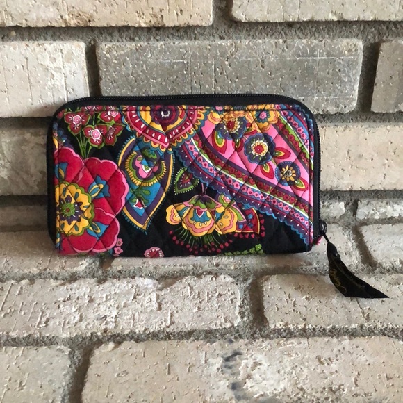 Vera Bradley Wallet - Picture 1 of 3